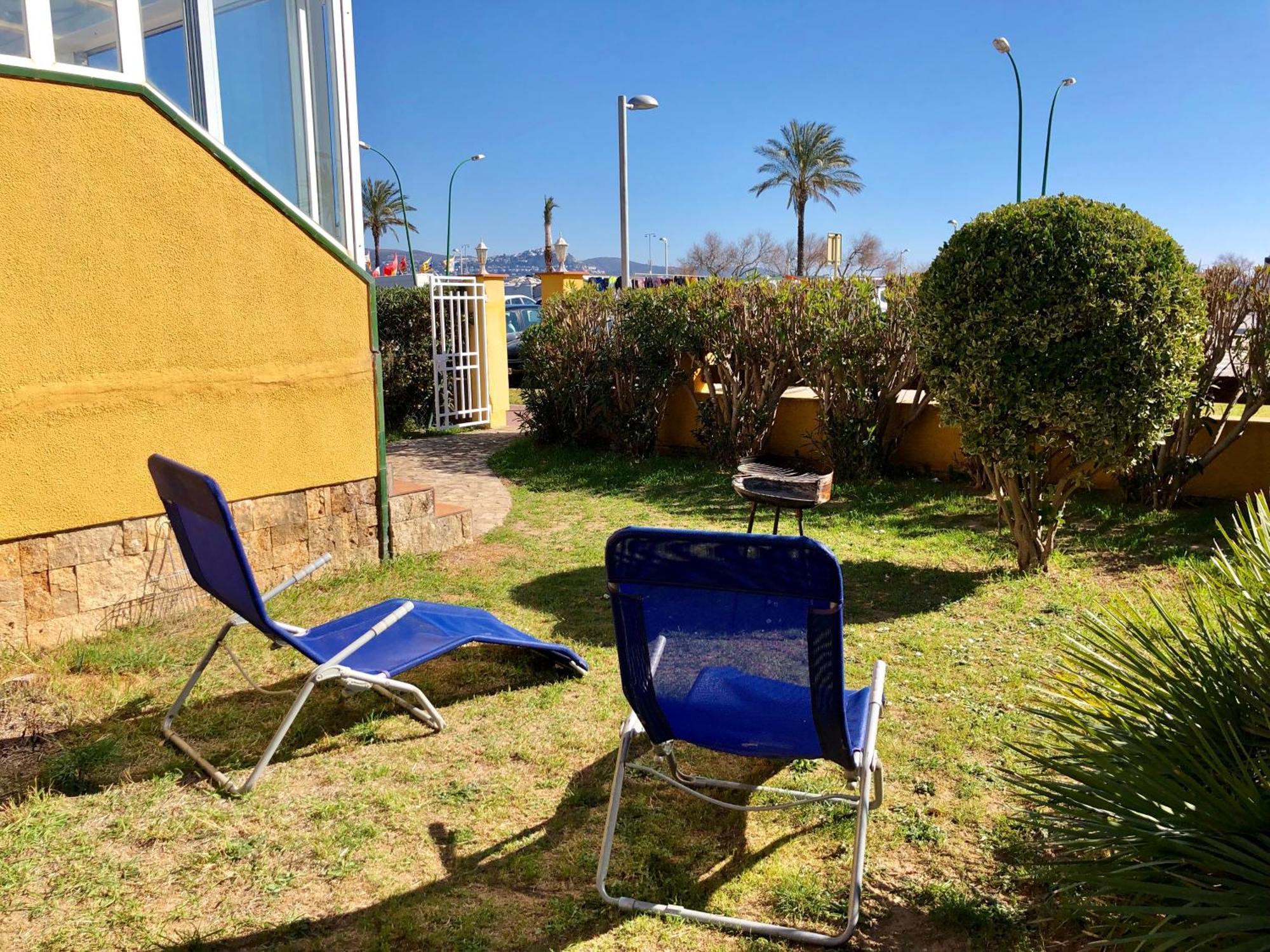Apartament Amb Jardi A La Platja D'Емпуриабрава Екстериор снимка