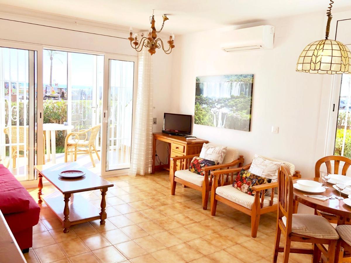 Apartament Amb Jardi A La Platja D'Емпуриабрава Екстериор снимка
